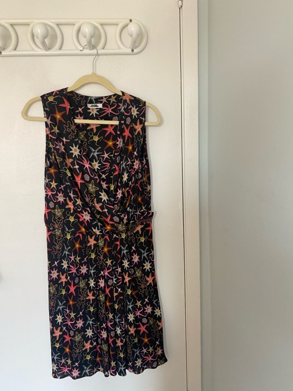 ✨Updated Measurements✨ Versace Collection starfish print dress